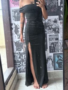 Elegant Black Maxi Dress
