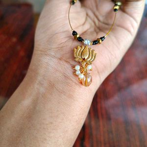 Gold Lotus Pendant Invisble Mangalsutra Chain