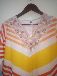 New Stylish And Trending Three Pcs Suit