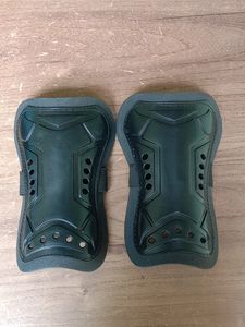 Riaka Shin Guard