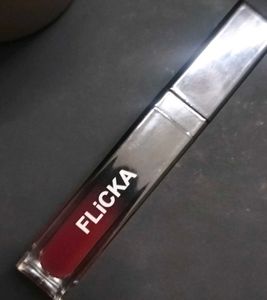 Flicka Liquid Lipstick