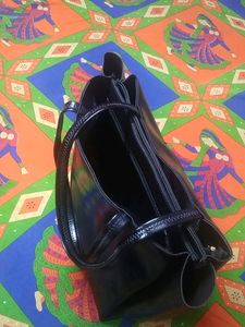 Hand Bag Black