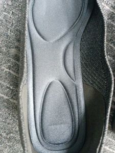 Grey Ribbed Round Toe Heels