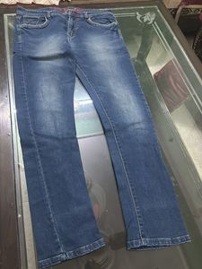 Men Blue Levi’s Jeans