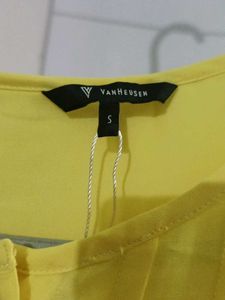Yellow Puff Sleeve Top