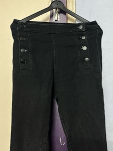 Tokyo TalkiesButton Detail Black High-Waisted Pant