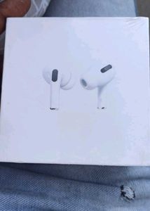 New Apple AirPods