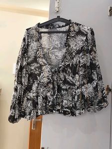 Black Printed Shrug