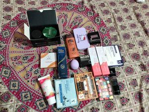 Makeup &amp; Skincare Bundle