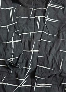 Black Printed tshirt