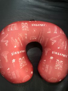 Singapore Neck Pillow Red and Black