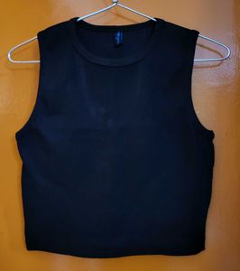 Black Sleeveless Top