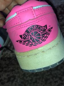 Nike Dunk Low “Fierce Pink / black” Sneaker ..