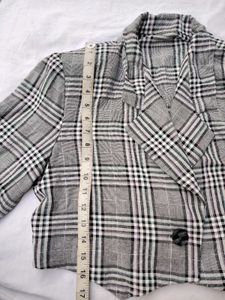 Plaid Cropped Blazer