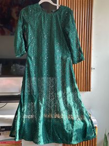 Tailored Made - Green Embroidered Kurta Set