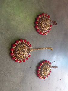 Earrings &amp; Maangtika Set