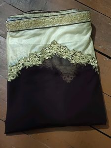 A Beautiful Saree With Unique Design &amp; Pattern