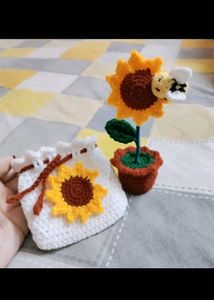 Crochet Sunflower Pot And Pohch ✨🌻