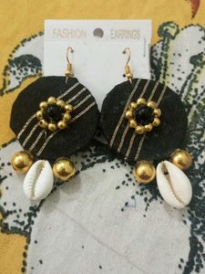 Unique Black &amp; Gold Earrings