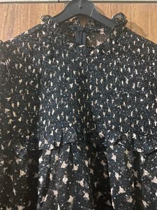 Price Drop Stunning Top🥰🥰🥰🥰