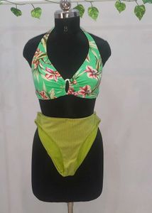 Tropical Green Shaded Bikini Set 👙