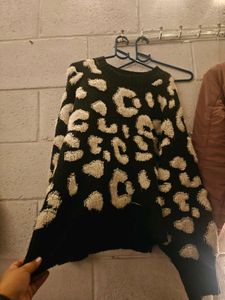 Leopard Print Black Sweater