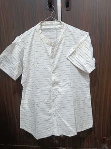 White Casual/Formal Shirt