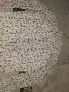 White Top With Printed  Desgin