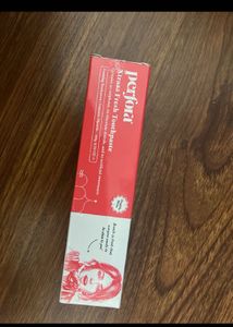 Perfora Xtraaa Fresh Toothpaste
