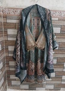 NEW paisley print suit set