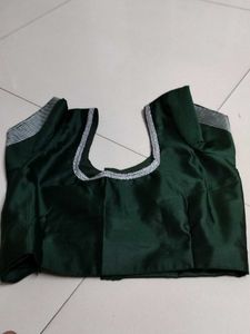 Borderless Dark Green Saree..