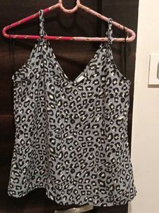 Animal Print Everygreen Top