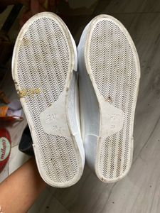 H&amp;M White Casual Shoes