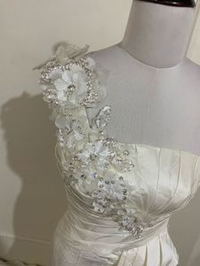 Elegant Wedding Gown