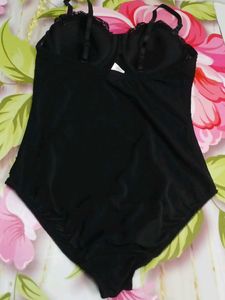 (1300)Vintage Black Lace Bodysuit