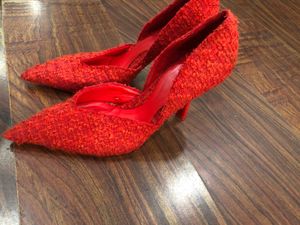 ZARA Red Heels UK5