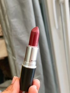 Mac Lipstick - Natural Born Leader