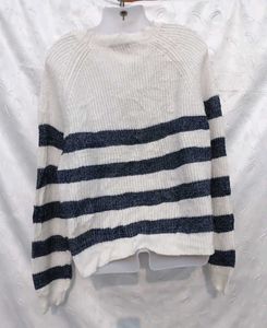 Striped Knit Sweater 💙