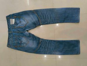 Men&#39;s Distressed Denim Jeans