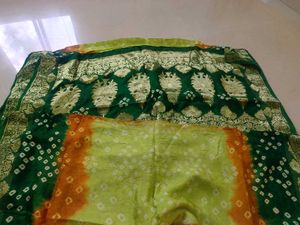 Bandhani Saree