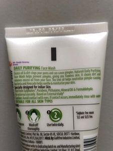 Naturali Moisturizing Body Lotion, FREE Face Wash