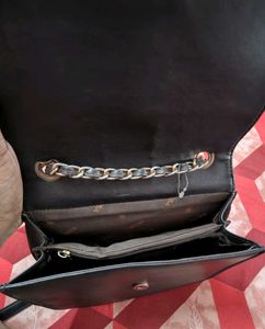 🥂Chic Black Shoulder Sling Bag🥂