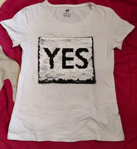 H&amp;M White Tee with 'YES' Sequins