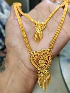 Elegant Gold-Toned Necklace Set
