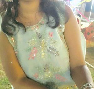 nayra suit Elegant Embroidered set