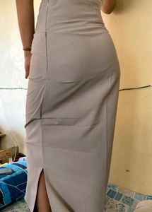 Slim Fitted Maxi Skirt Side Slit