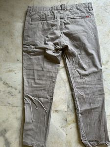 Levi’s Chino Light Grey Pants For Men