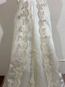 Elegant Vintage Wedding Gown🤍