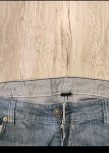 sc1602 Calvin Klein Jeans size 40