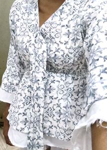 Floral Print Tie-Up Top